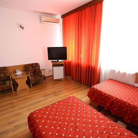 Hotel Moldova Bîrlad Esterno foto