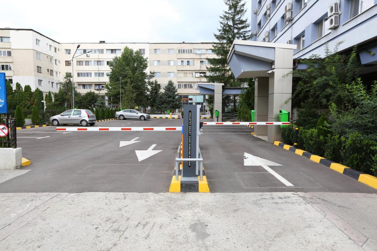 Hotel Moldova Bîrlad Esterno foto