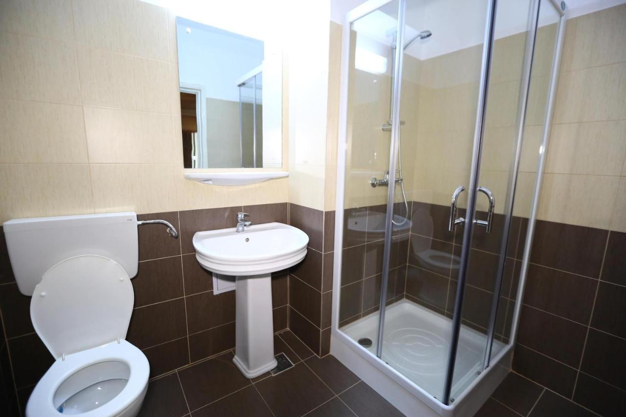 Hotel Moldova Bîrlad Esterno foto