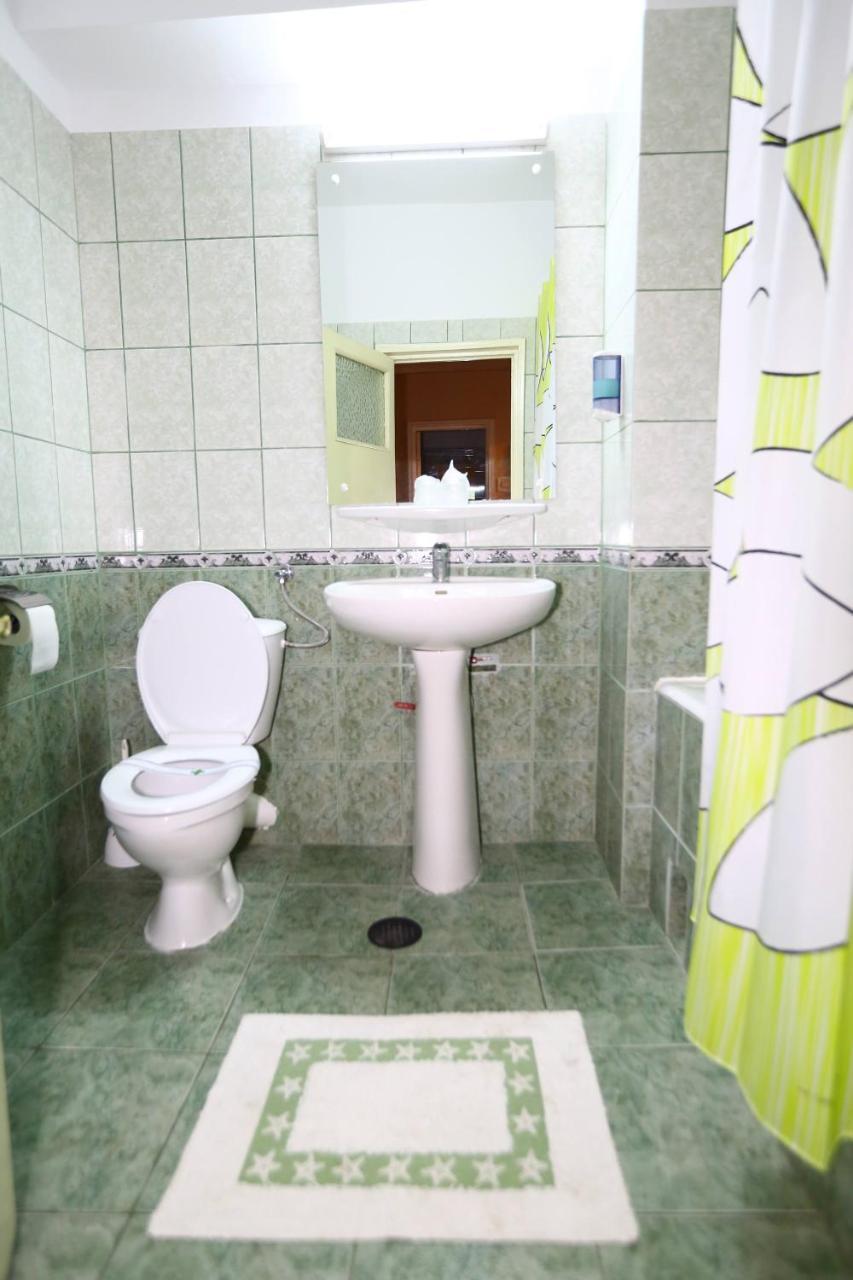 Hotel Moldova Bîrlad Esterno foto
